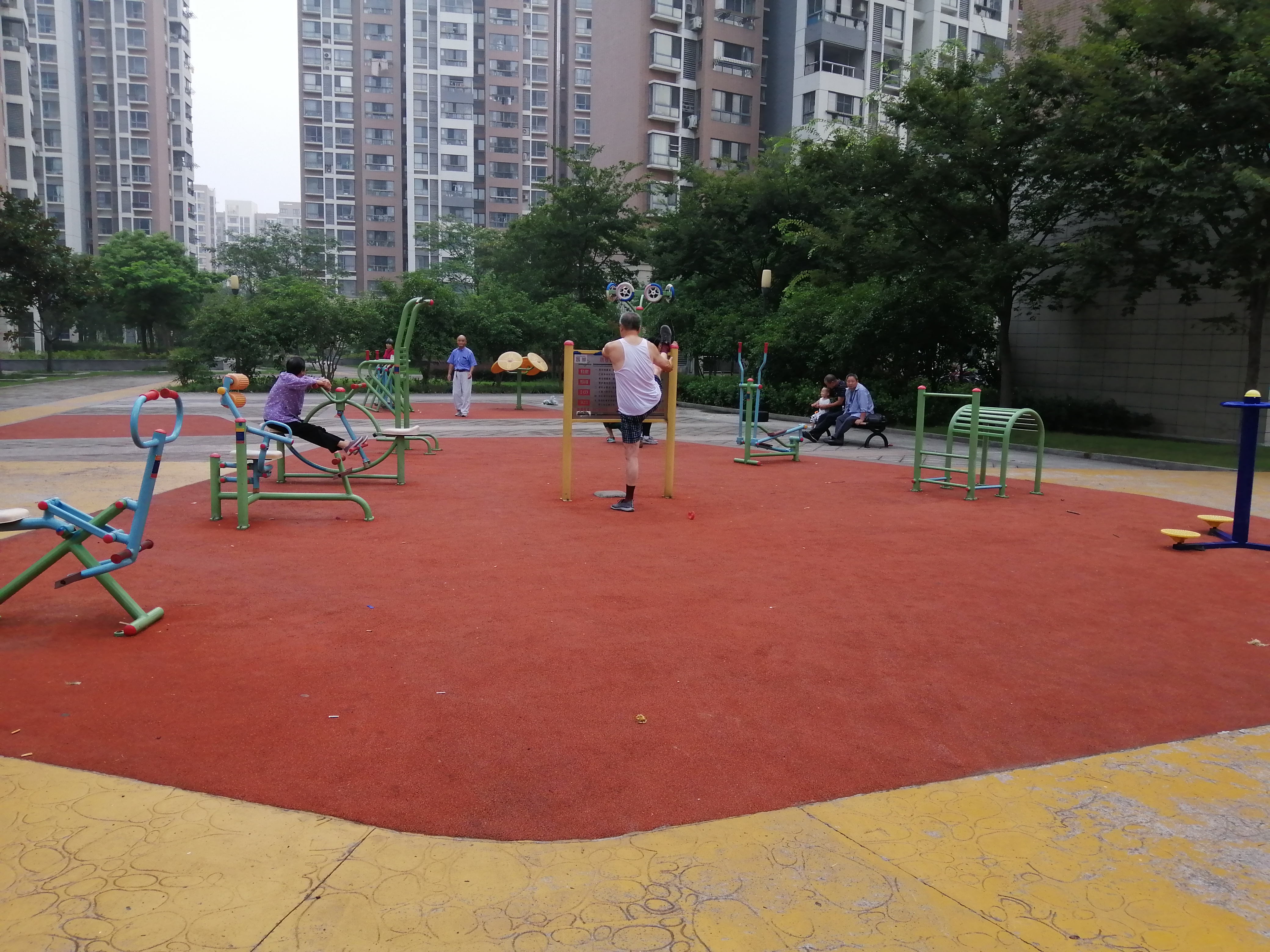 崧文苑健身點(diǎn)