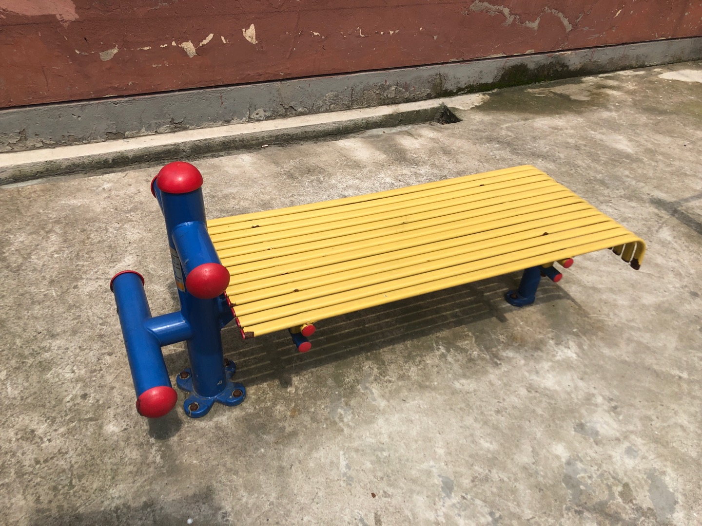 仰臥起坐板 仰臥起坐板