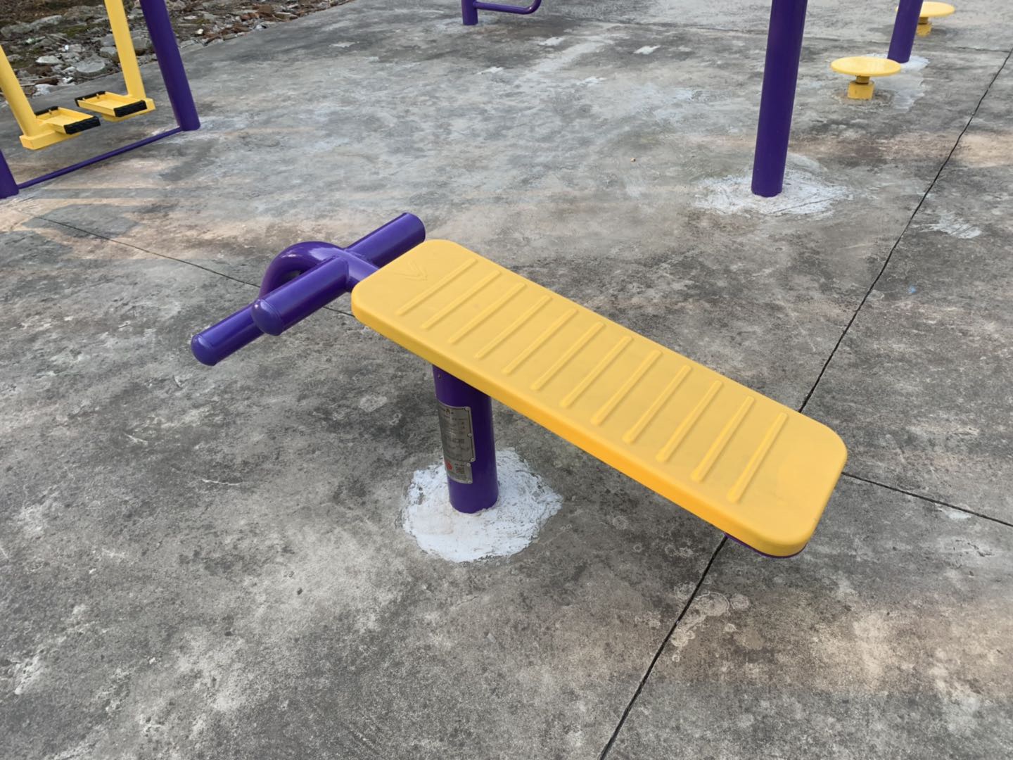 單人腹肌板 單人腹肌板