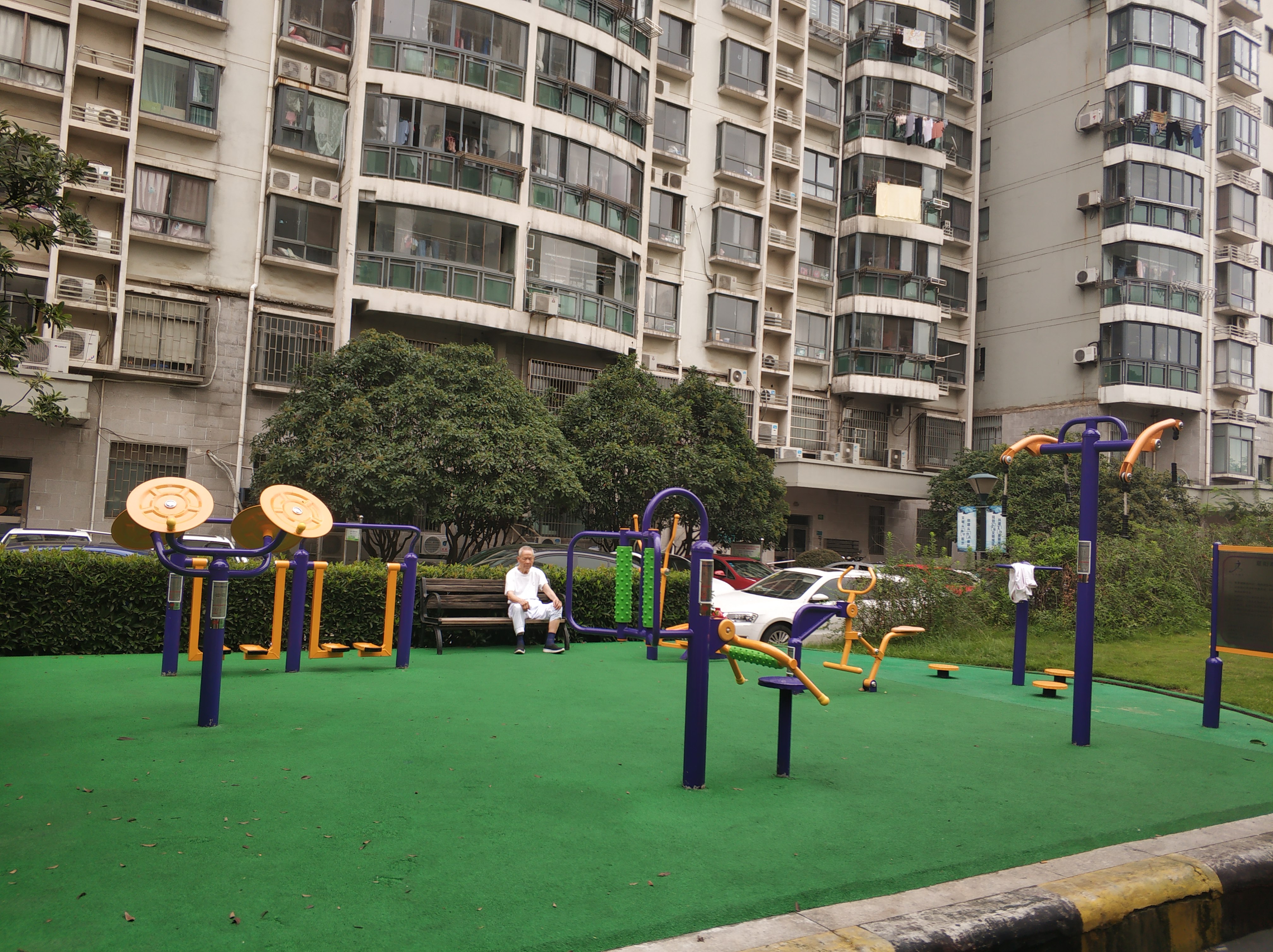 夏陽湖社區(qū)健身點1