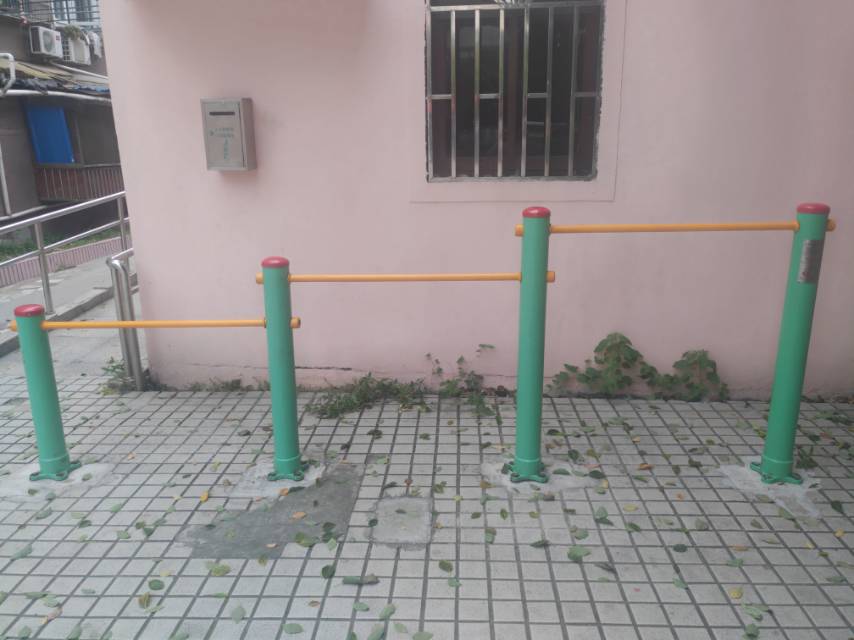 多聯(lián)壓腿架 多聯(lián)壓腿架