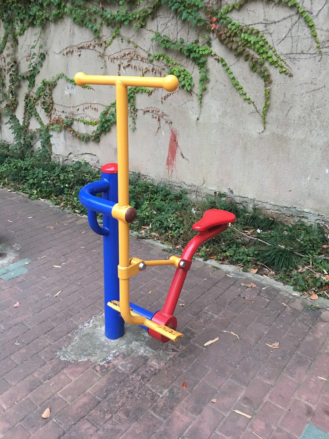 健騎機(jī) 健騎機(jī)