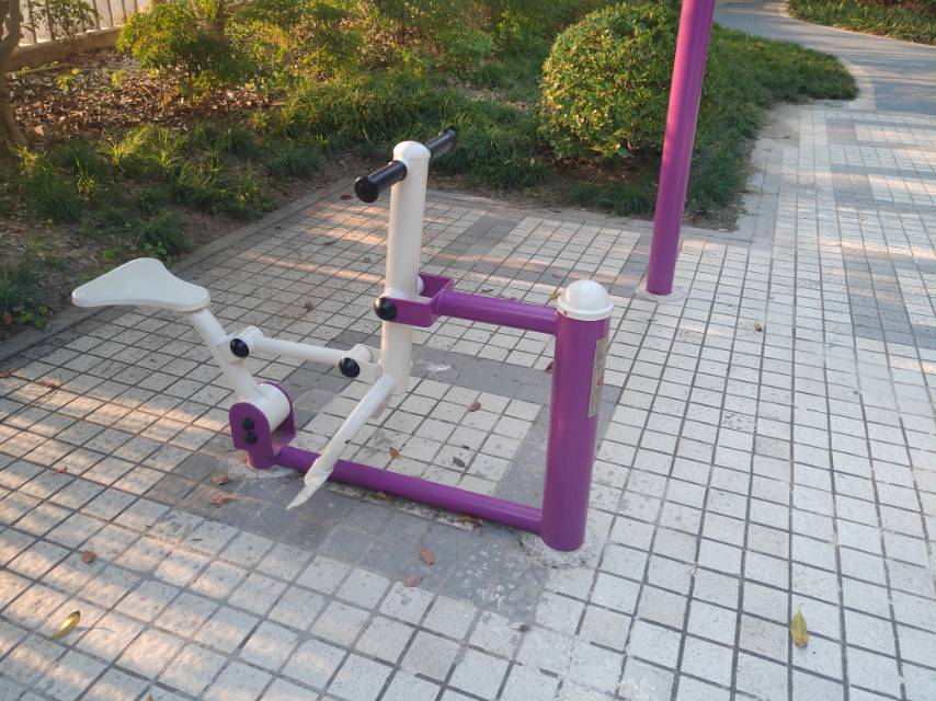 騎馬機(jī) 騎馬機(jī)