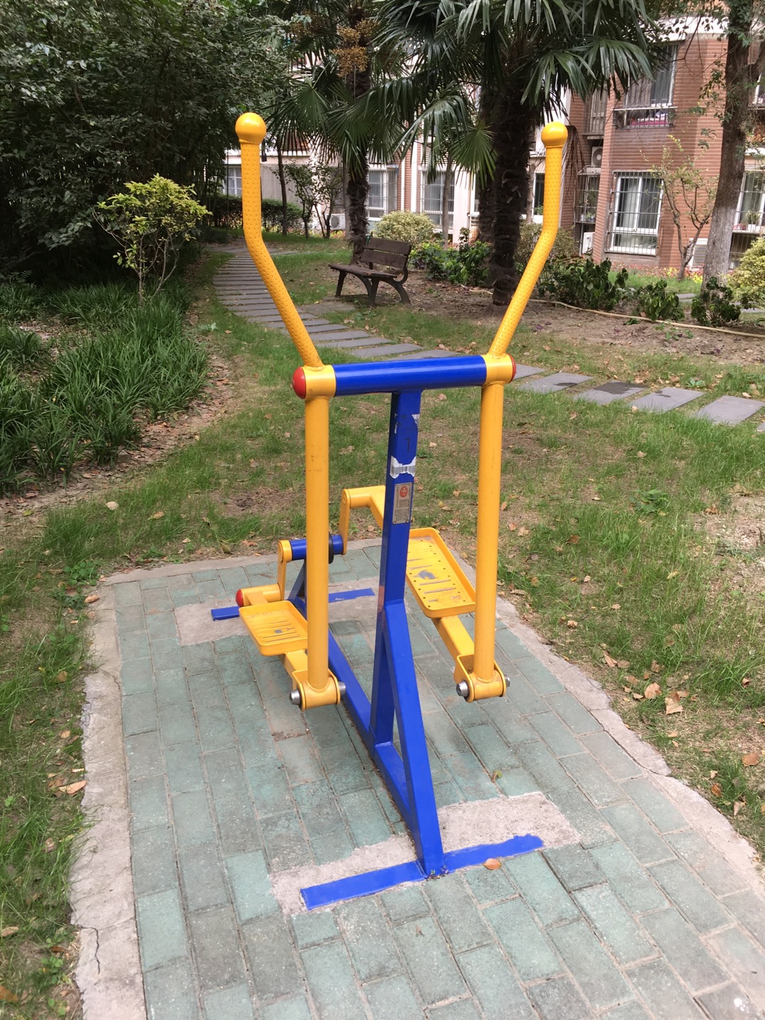 室外橢圓機(jī) 室外橢圓機(jī)