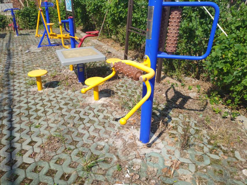 腰背按摩器 腰背按摩器