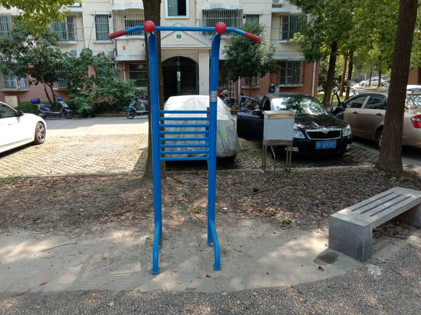 多功能訓(xùn)練器 多功能訓(xùn)練器