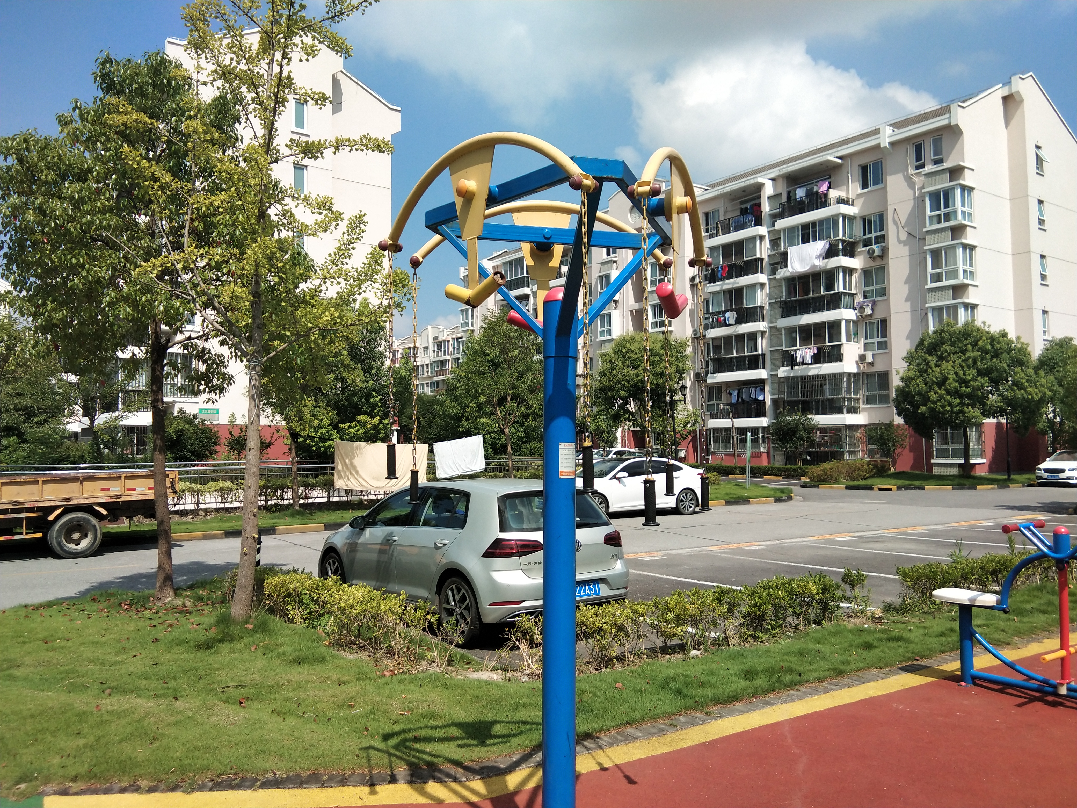 三人上肢牽引器