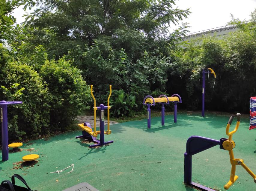 宜達(dá)小區(qū)健身點3