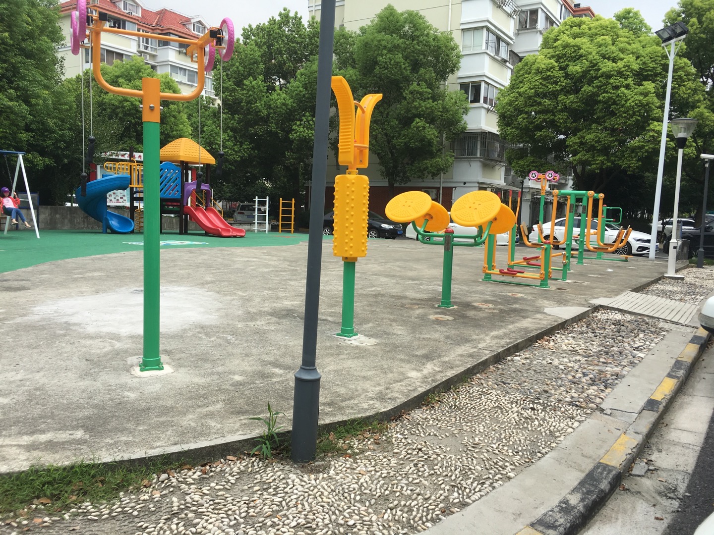 萬(wàn)源新城一期健身點(diǎn)