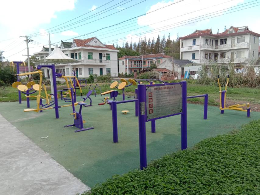 衛(wèi)星村健身點(diǎn)2