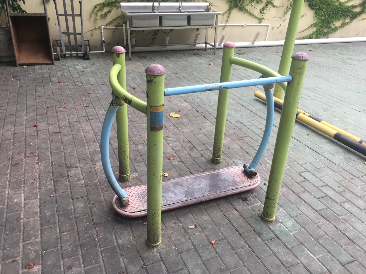 晃板健身器 晃板健身器