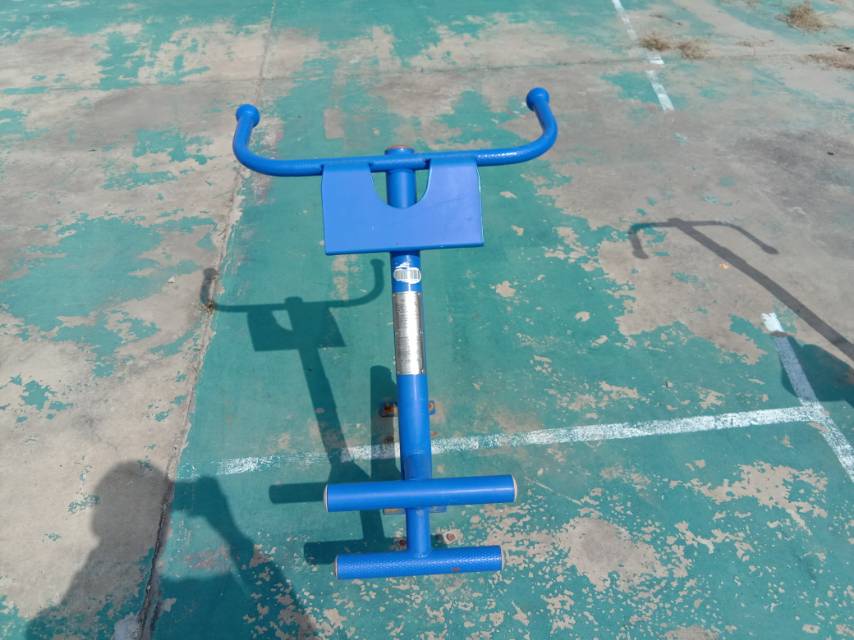 背肌訓(xùn)練器 背肌訓(xùn)練器