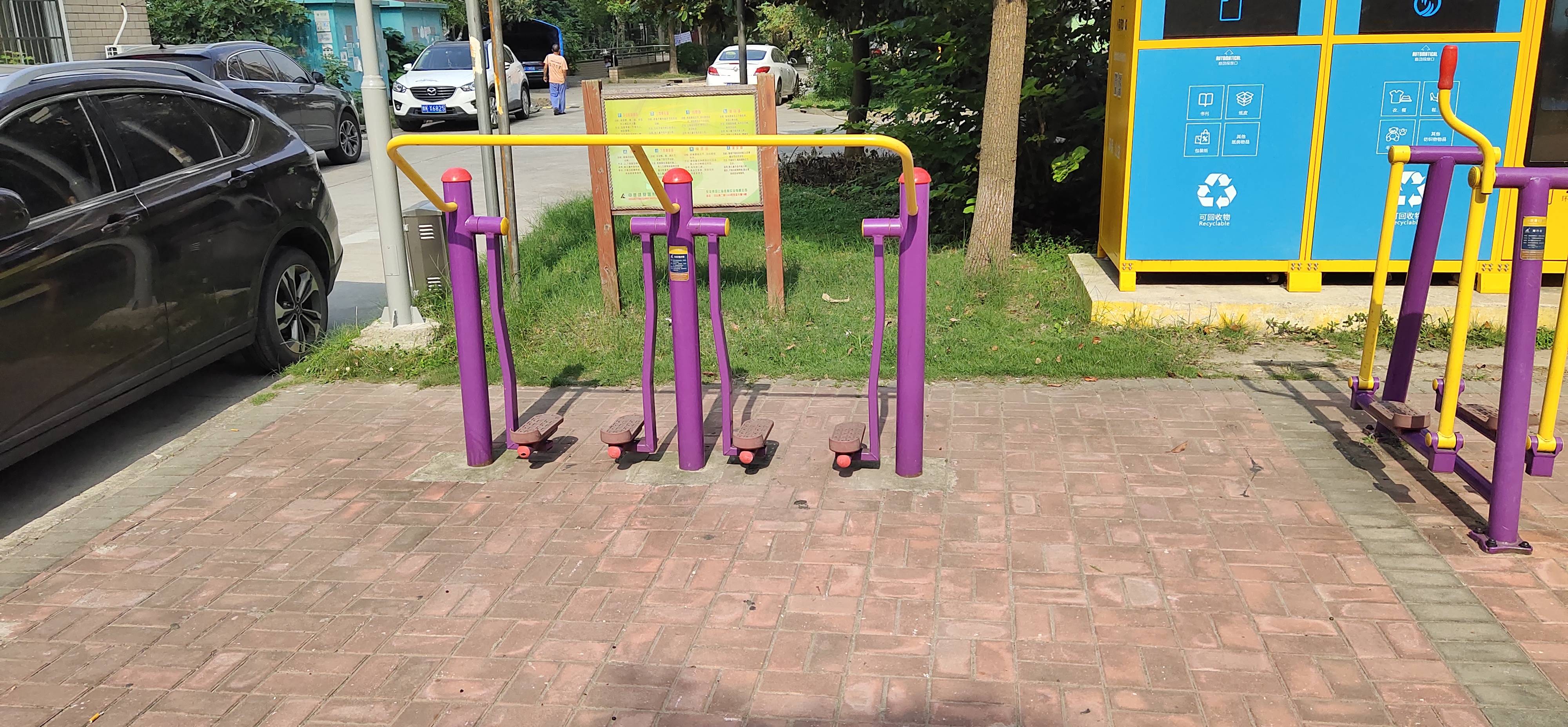 太空漫步器 太空漫步器