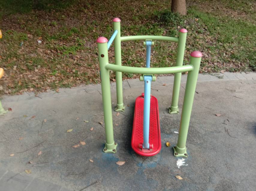 晃板健身器 晃板健身器