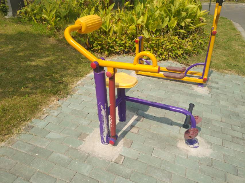 腹背訓(xùn)練器 腹背訓(xùn)練器