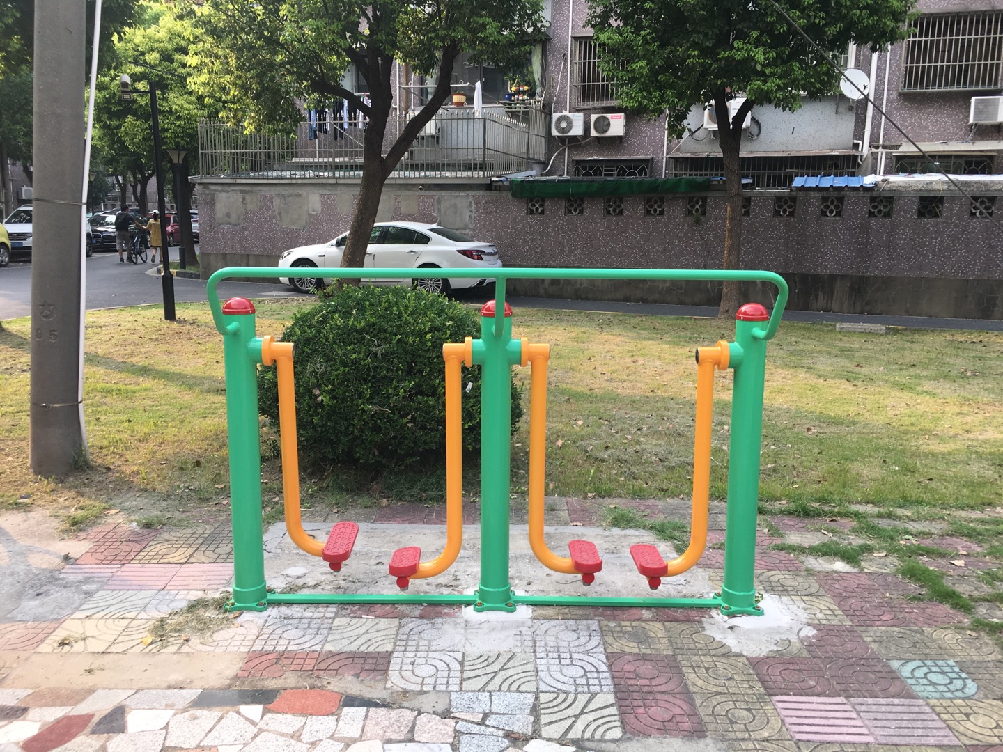 兩聯(lián)漫步機(jī) 兩聯(lián)漫步機(jī)