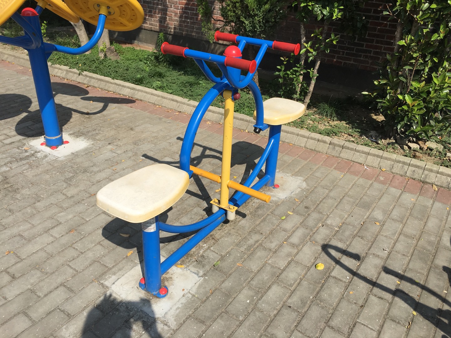 下肢康復(fù)器