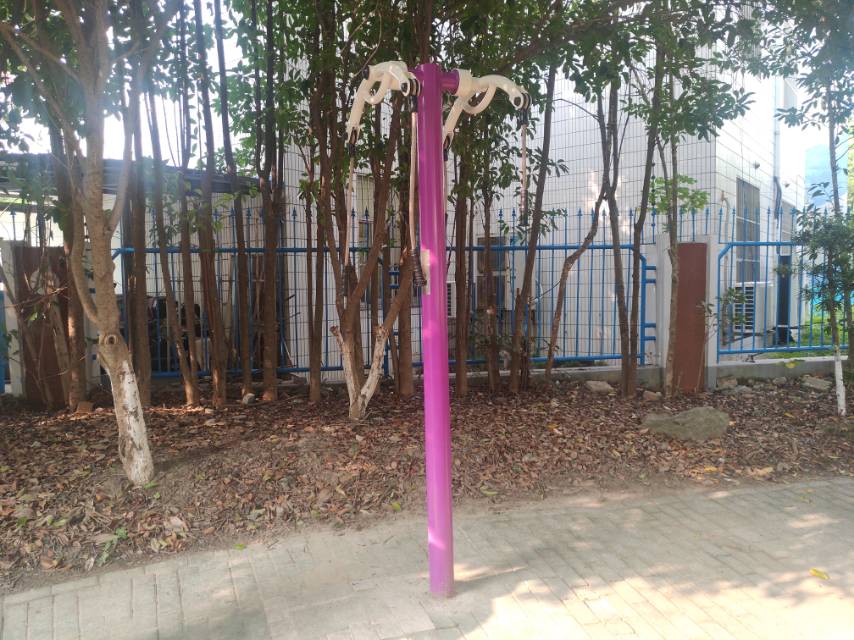 上肢牽引器(兩站位) 上肢牽引器(兩站位)