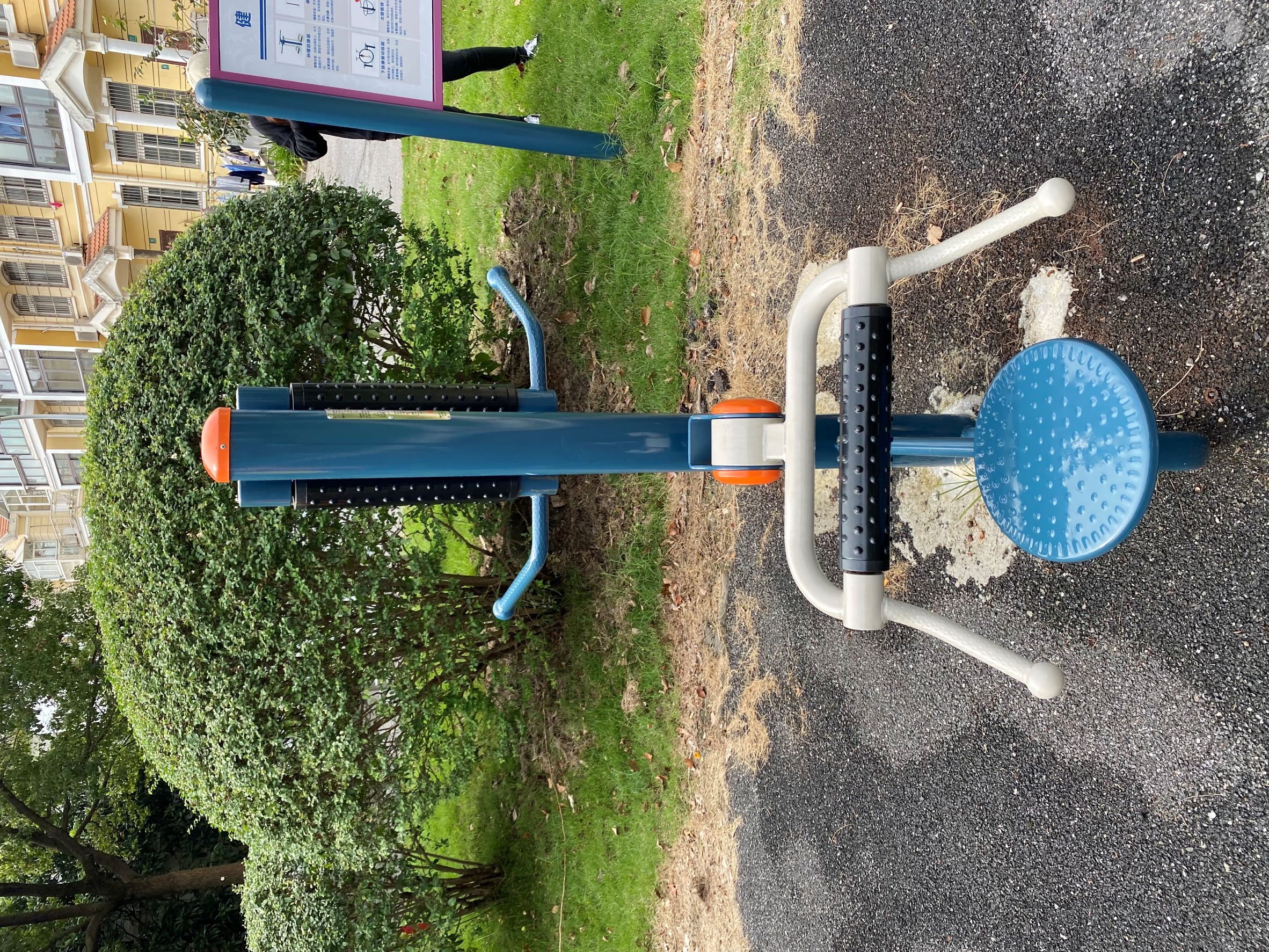 腰背按摩器 腰背按摩器