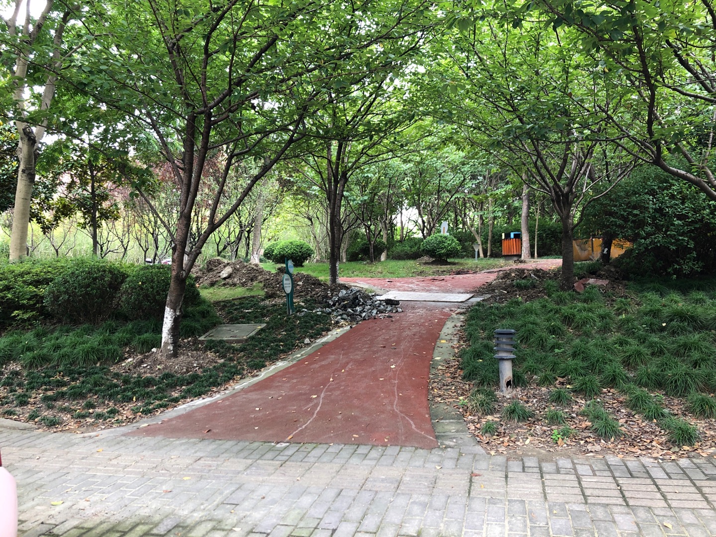 平南路南側健身步道1