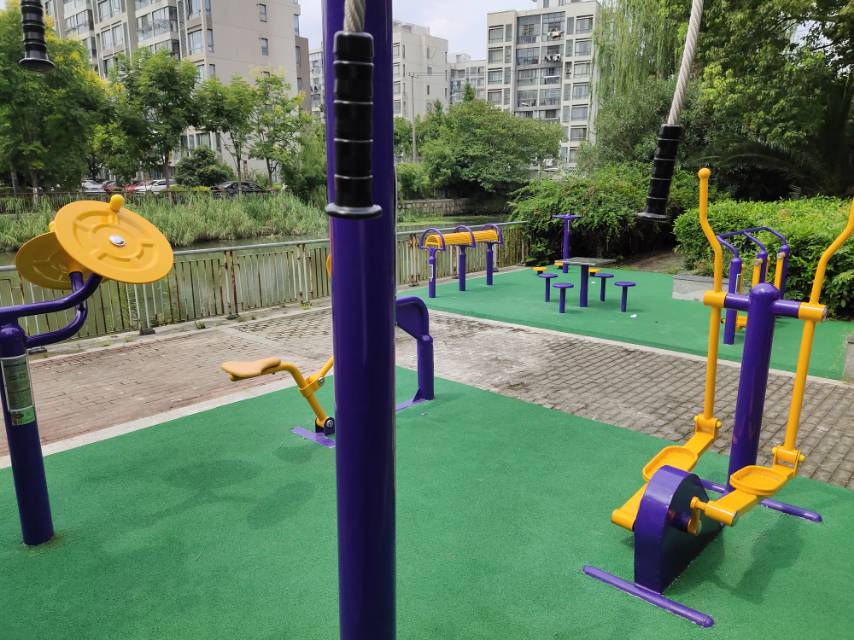 青樂(lè)社區(qū)健身點(diǎn)3