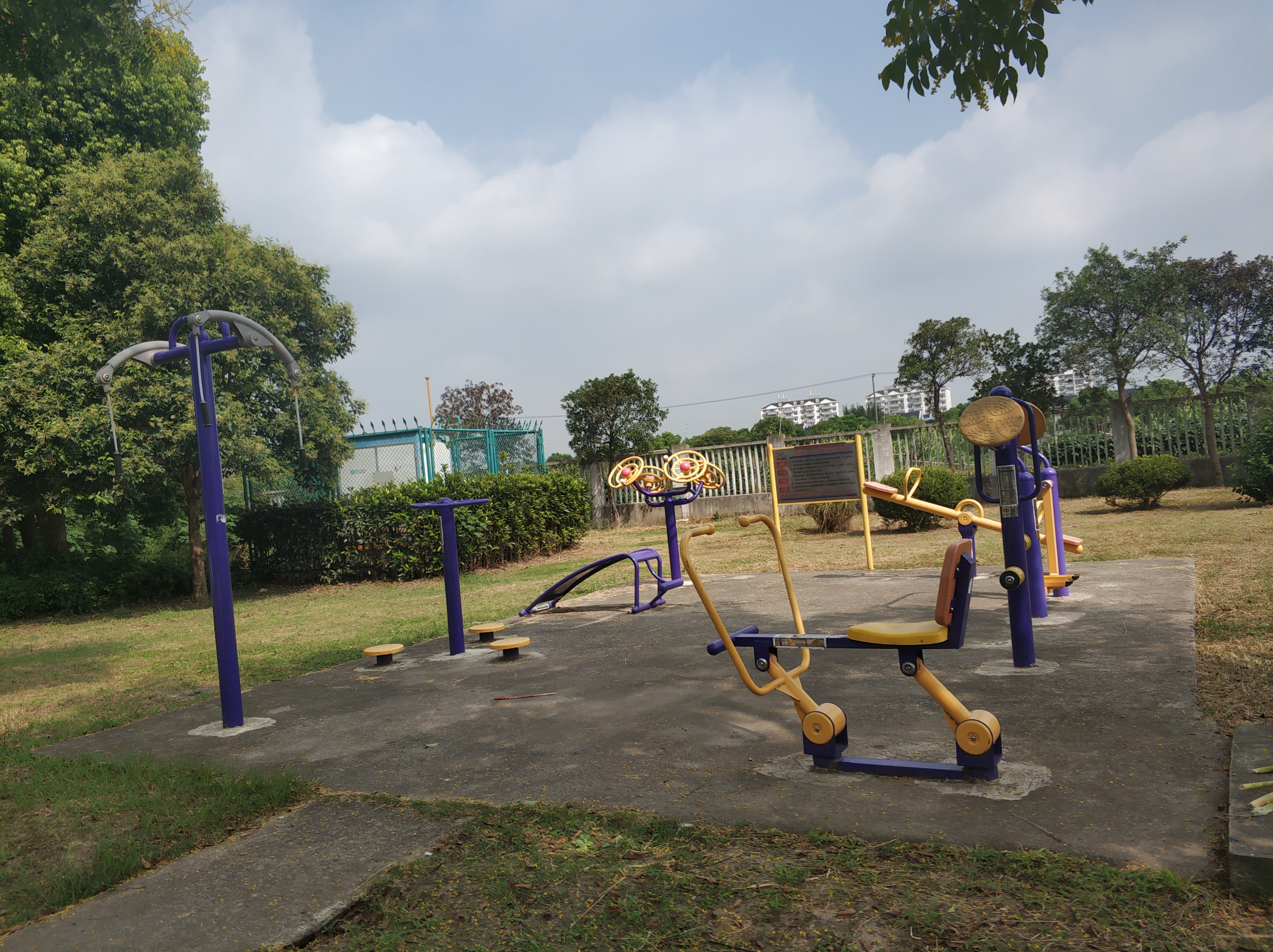 民惠八區(qū)健身苑點(diǎn)