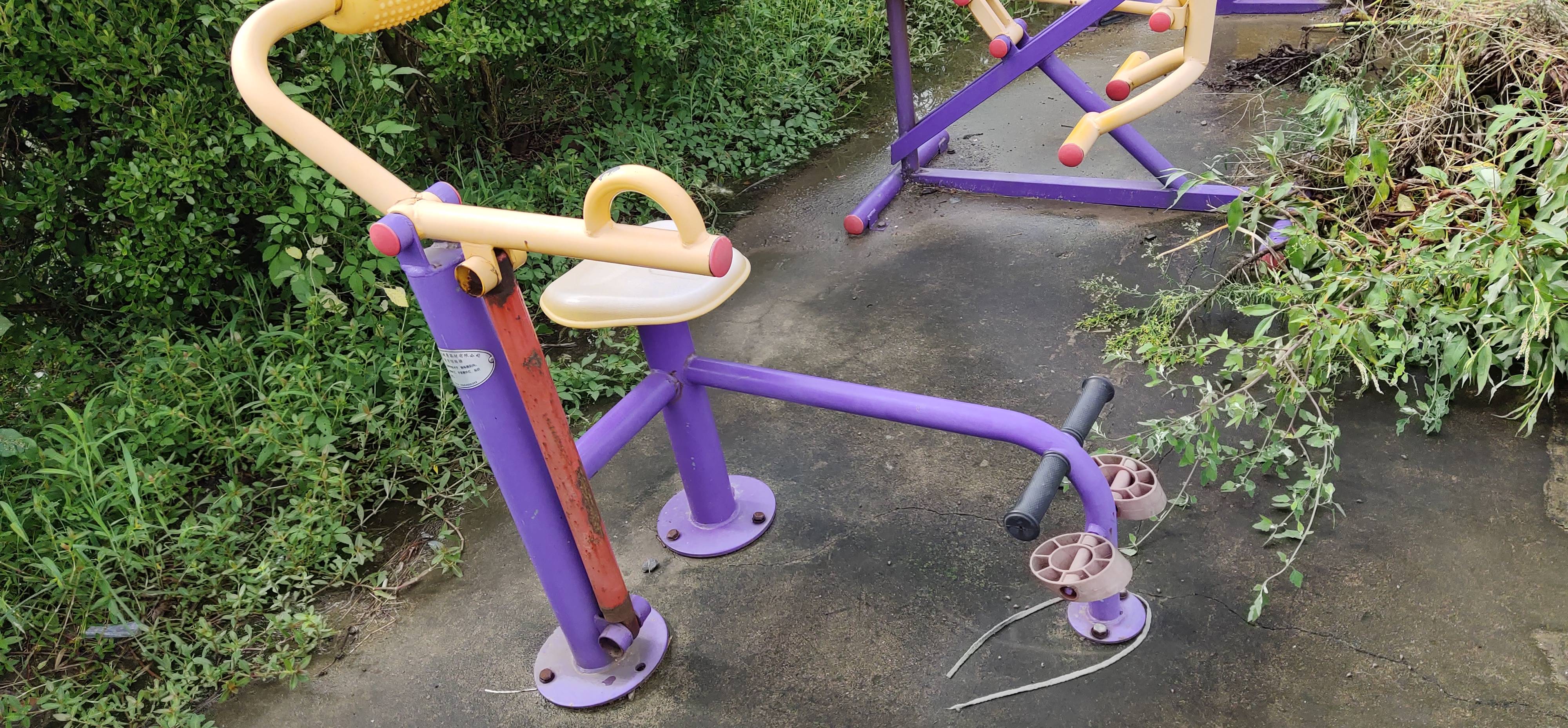 腹背訓(xùn)練器 腹背訓(xùn)練器