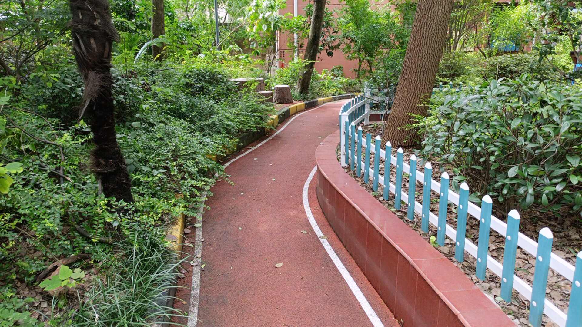 甘泉一村市民健身步道 甘泉一村市民健身步道