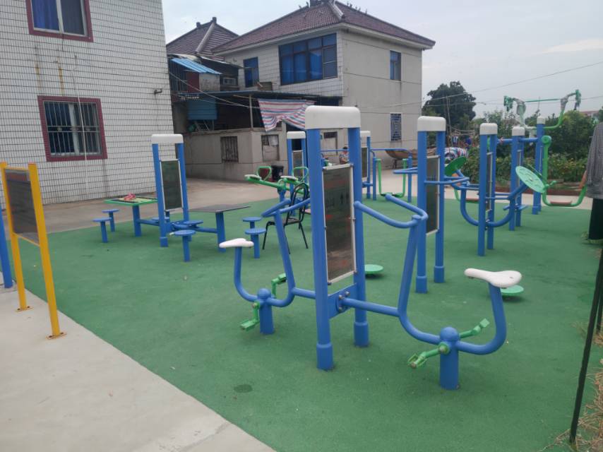 趙屯居委會(huì)屯漁西村健身益智點(diǎn)