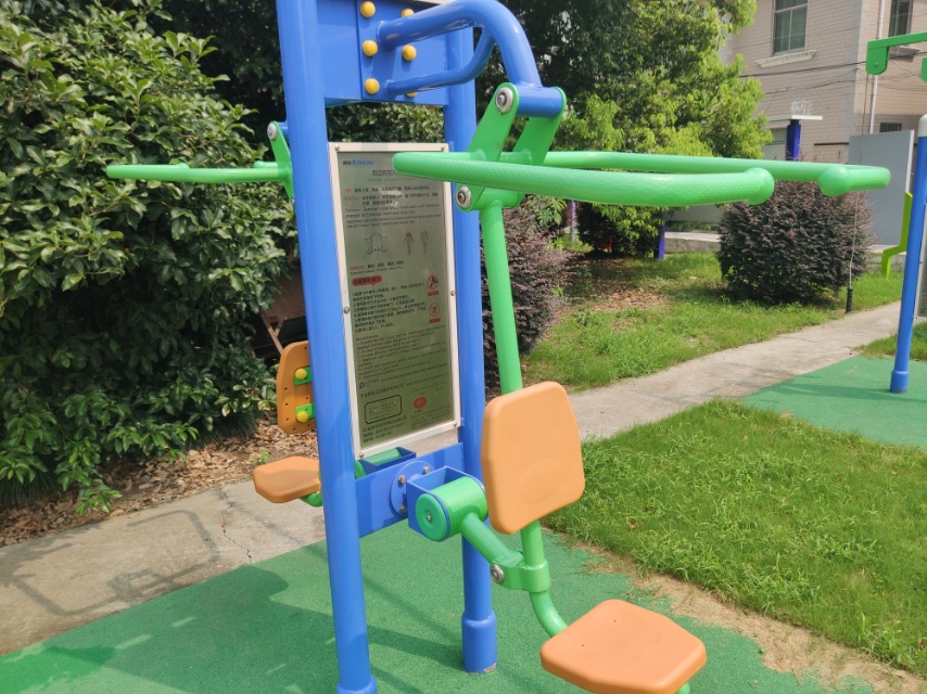 雙立柱拉力訓(xùn)練器 雙立柱拉力訓(xùn)練器