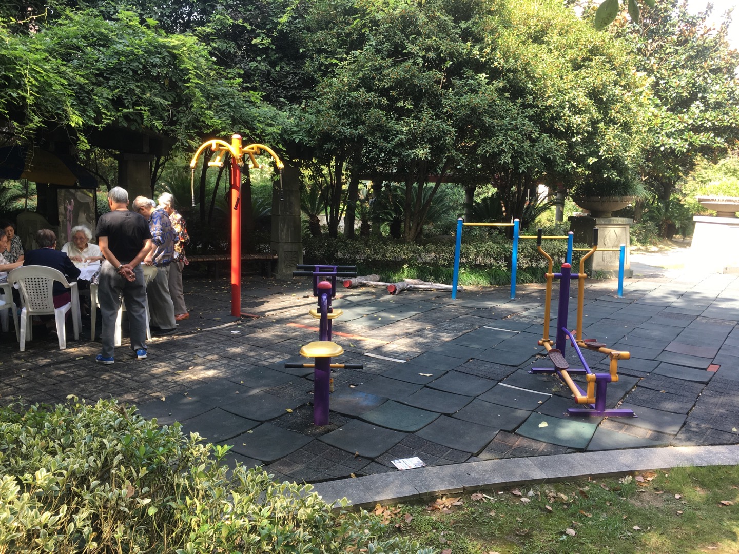 亭南綠洲長(zhǎng)島三期益智健身點(diǎn)