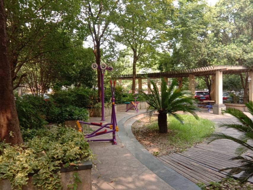 大唐花園健身點(diǎn)