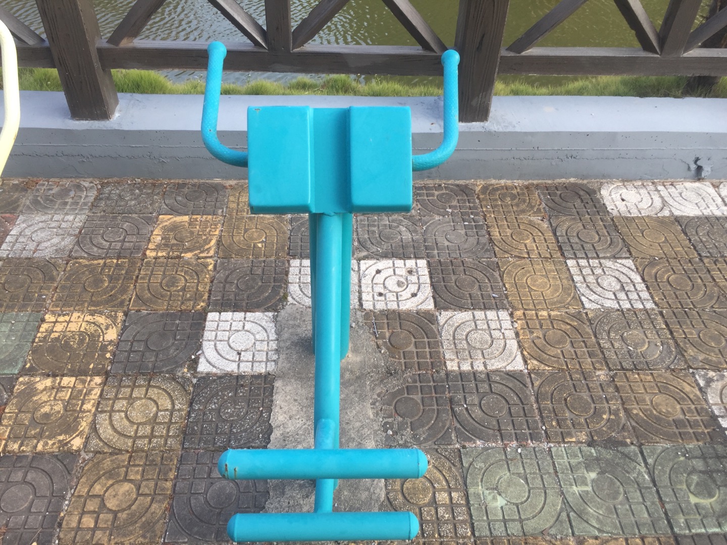 背肌訓(xùn)練器 背肌訓(xùn)練器