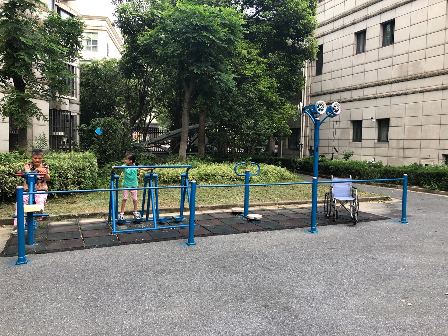 江華社區(qū)健身點(diǎn)6