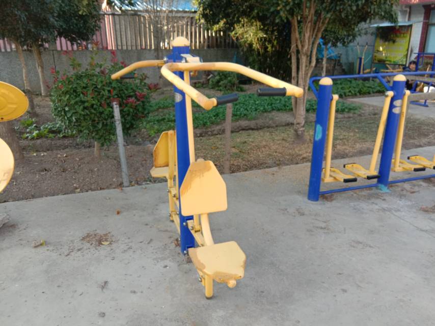 坐拉訓(xùn)練器 坐拉訓(xùn)練器