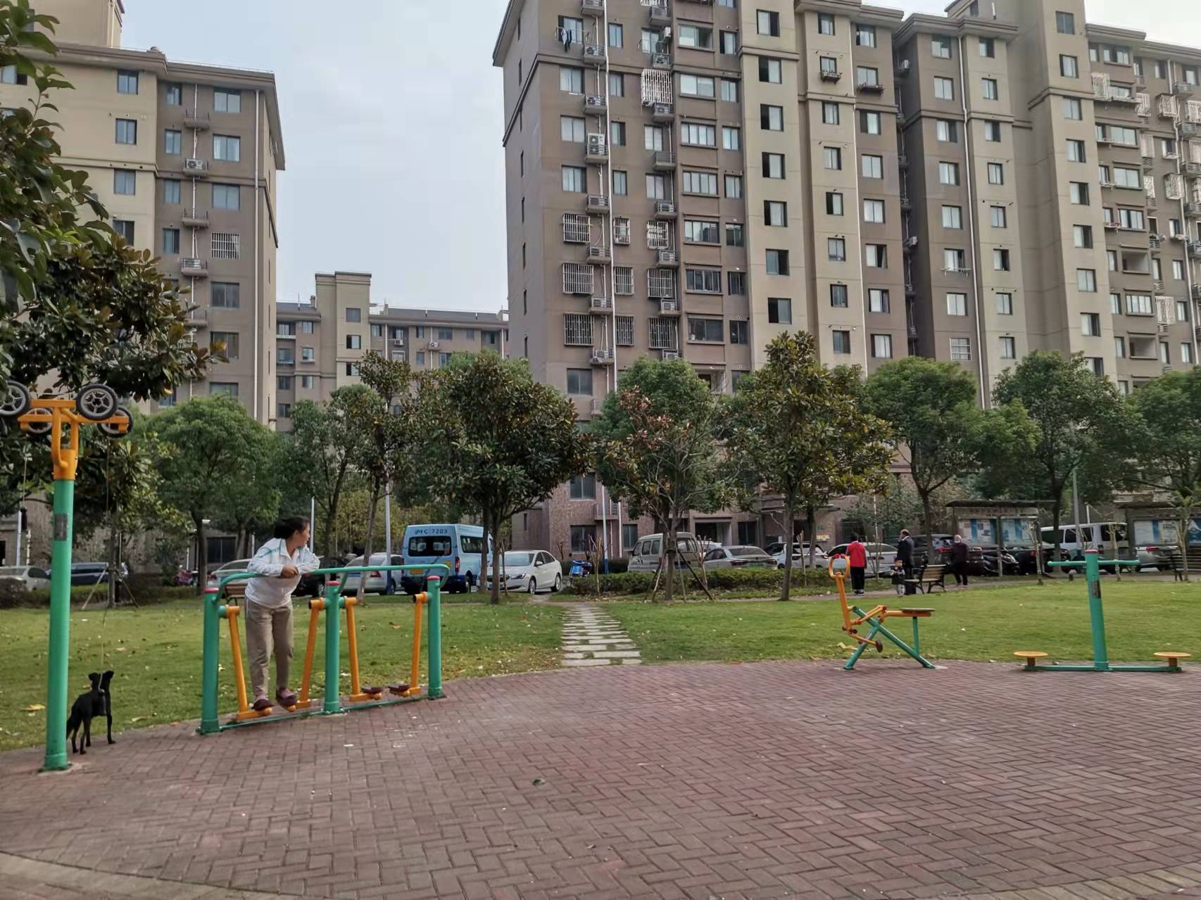 錦樂(lè)馨苑A健身點(diǎn) 錦樂(lè)馨苑A健身點(diǎn)