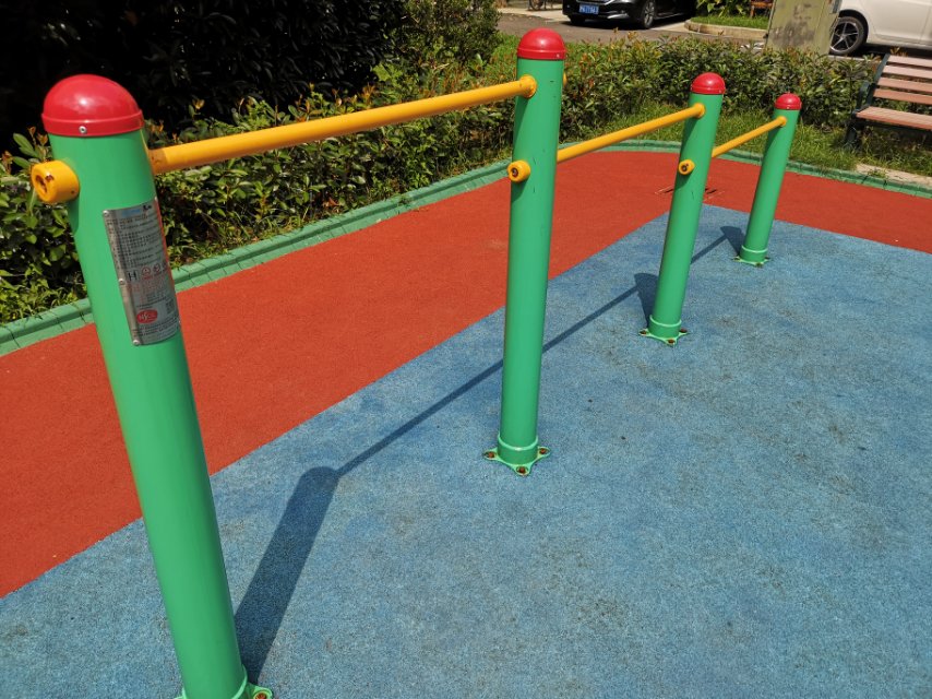 多聯(lián)壓腿架