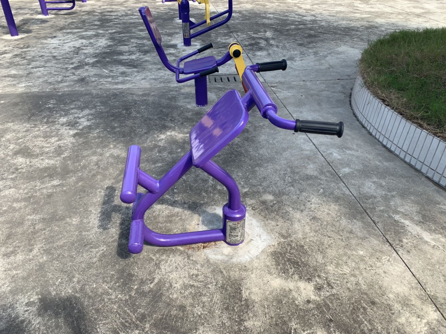 背肌訓(xùn)練器