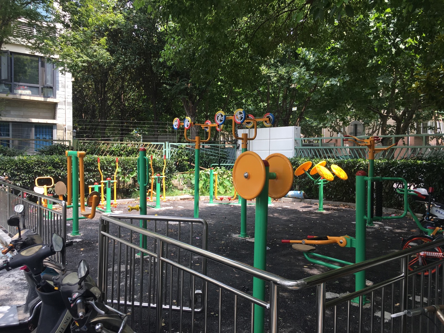 古北虹苑居委 姚虹路259弄小區(qū)A點