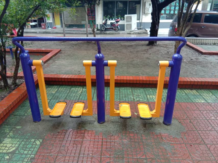 太空漫步器 太空漫步器