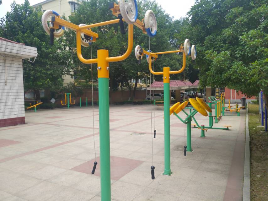 航華一村六居委A健身苑點(diǎn)(田圖苑) 航華一村六居委A健身苑點(diǎn)(田圖苑)