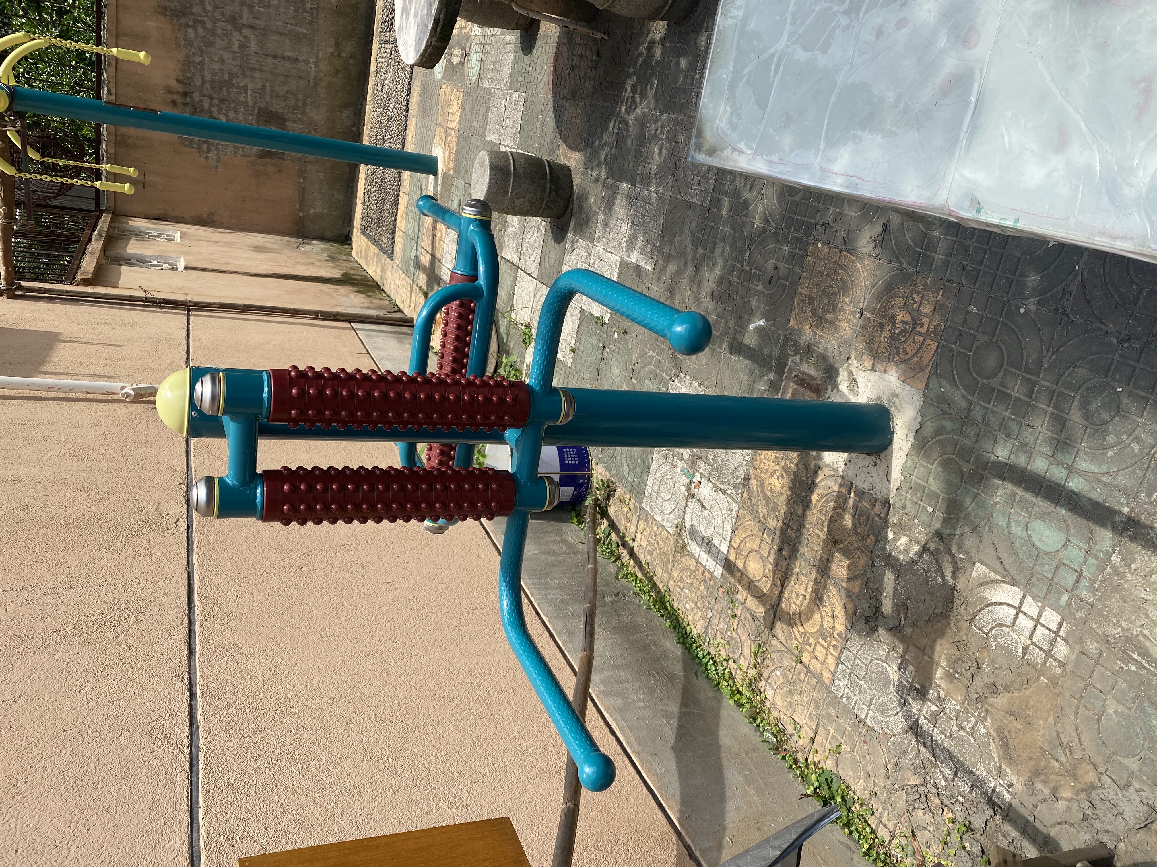 互動式腰背按摩器 互動式腰背按摩器