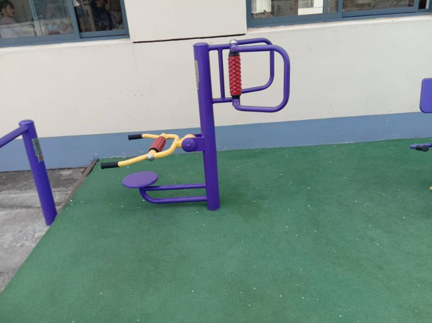 腰背按摩器 腰背按摩器