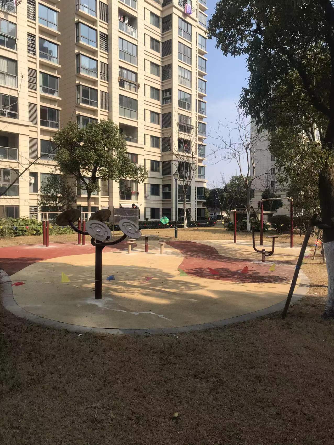 清泉警苑益智健身點(diǎn)1