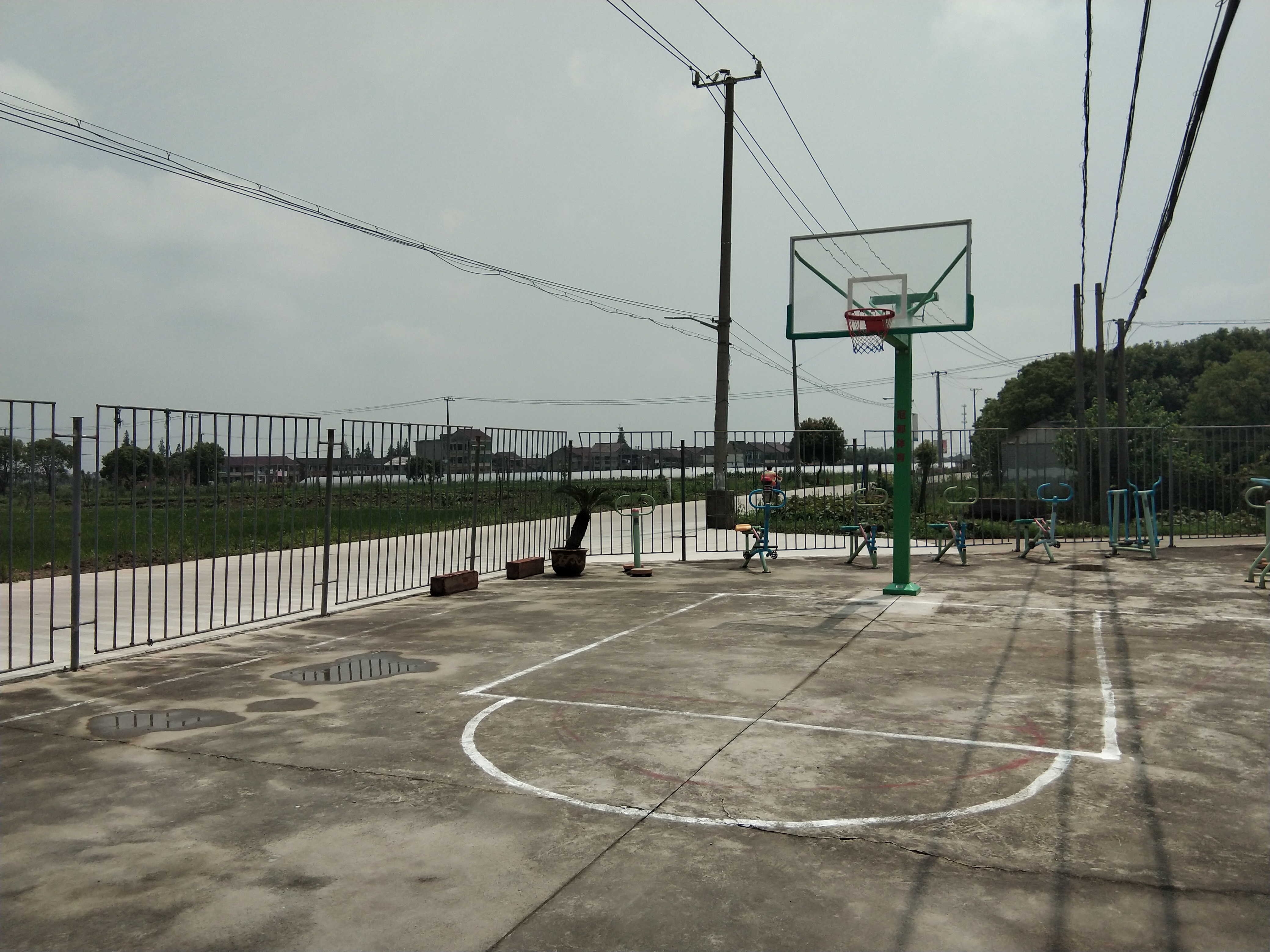 二橋村農(nóng)民健身工程 二橋村農(nóng)民健身工程