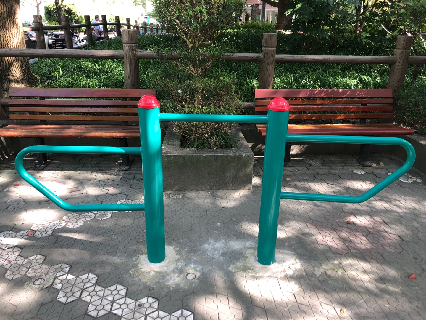 三聯(lián)壓腿架 三聯(lián)壓腿架