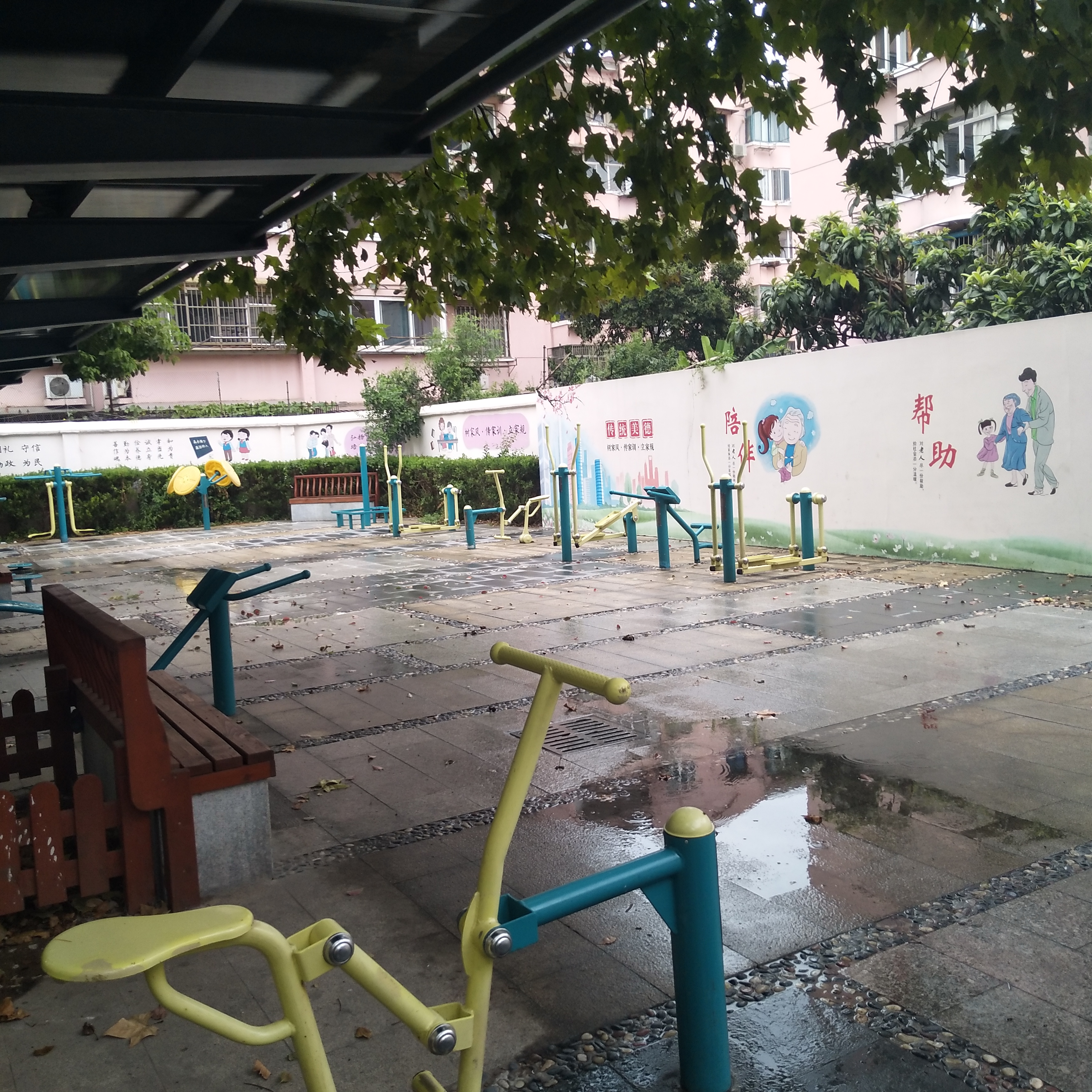 羅城小區(qū)市民健身點(diǎn)