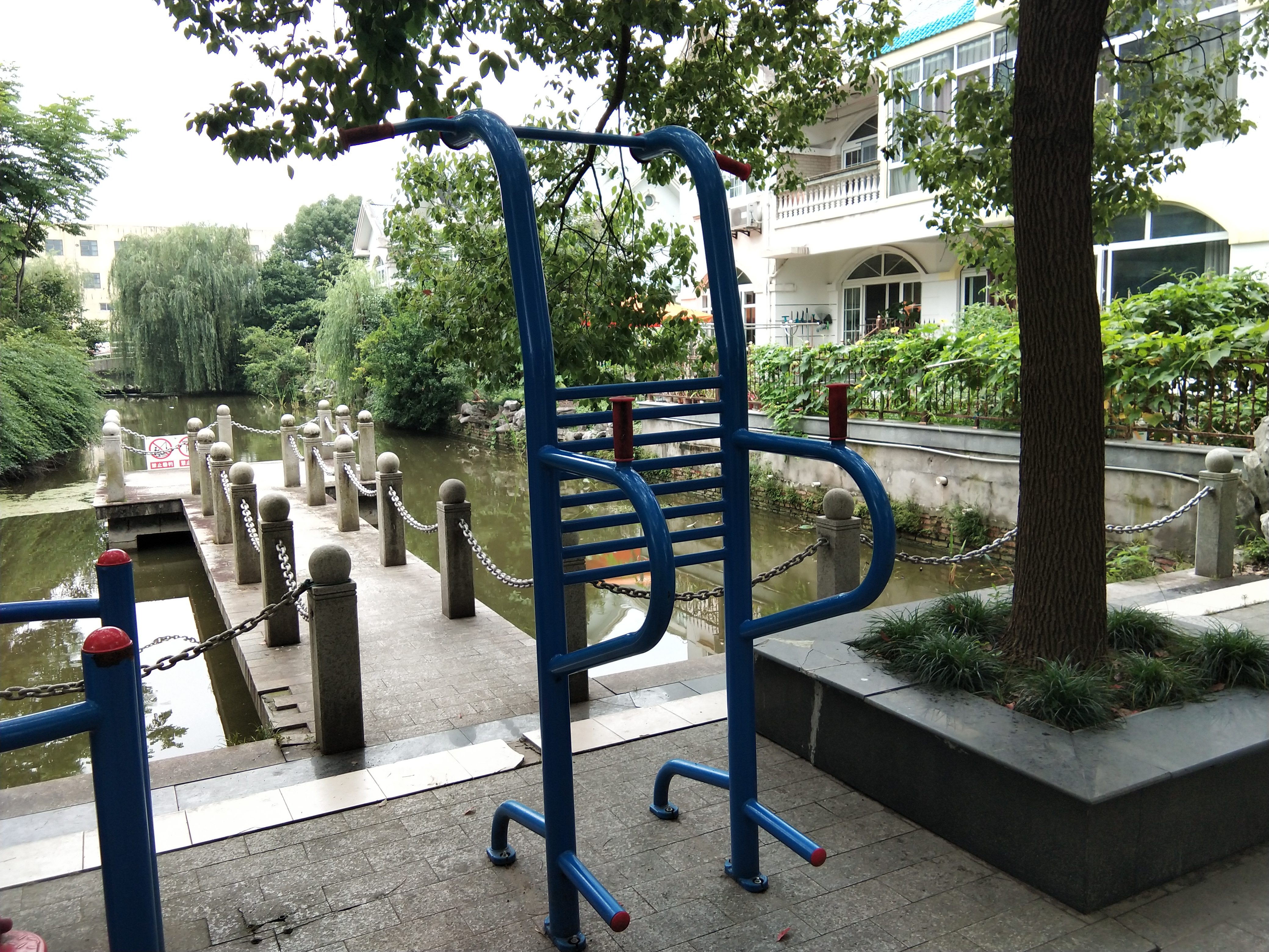 多功能訓(xùn)練器 多功能訓(xùn)練器