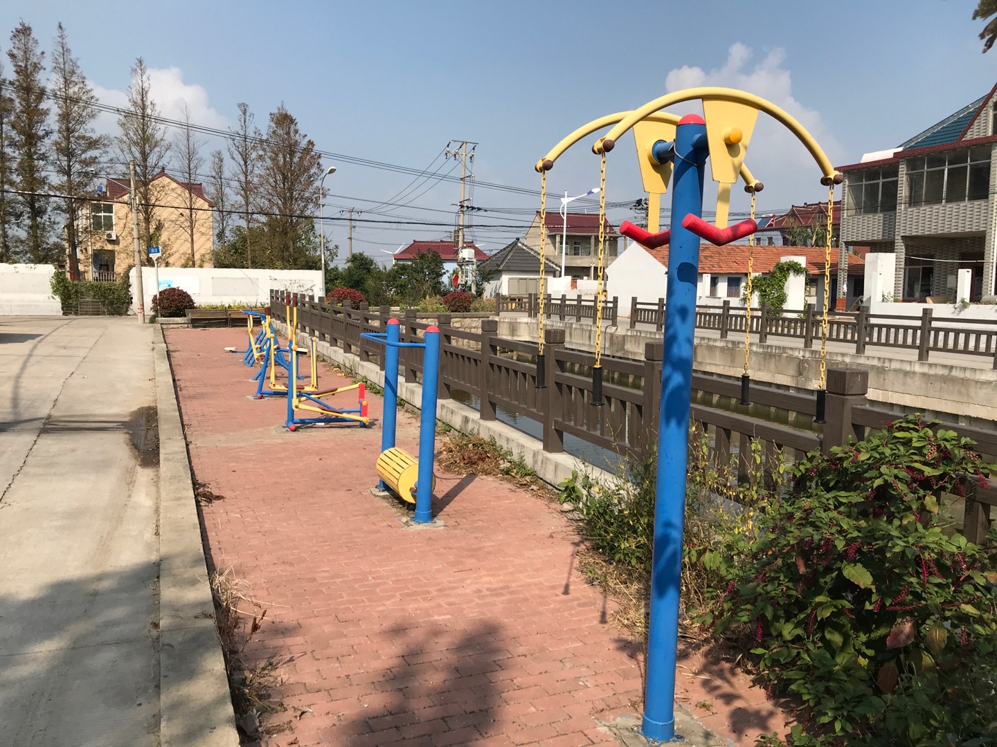 團(tuán)結(jié)村健身點(diǎn)