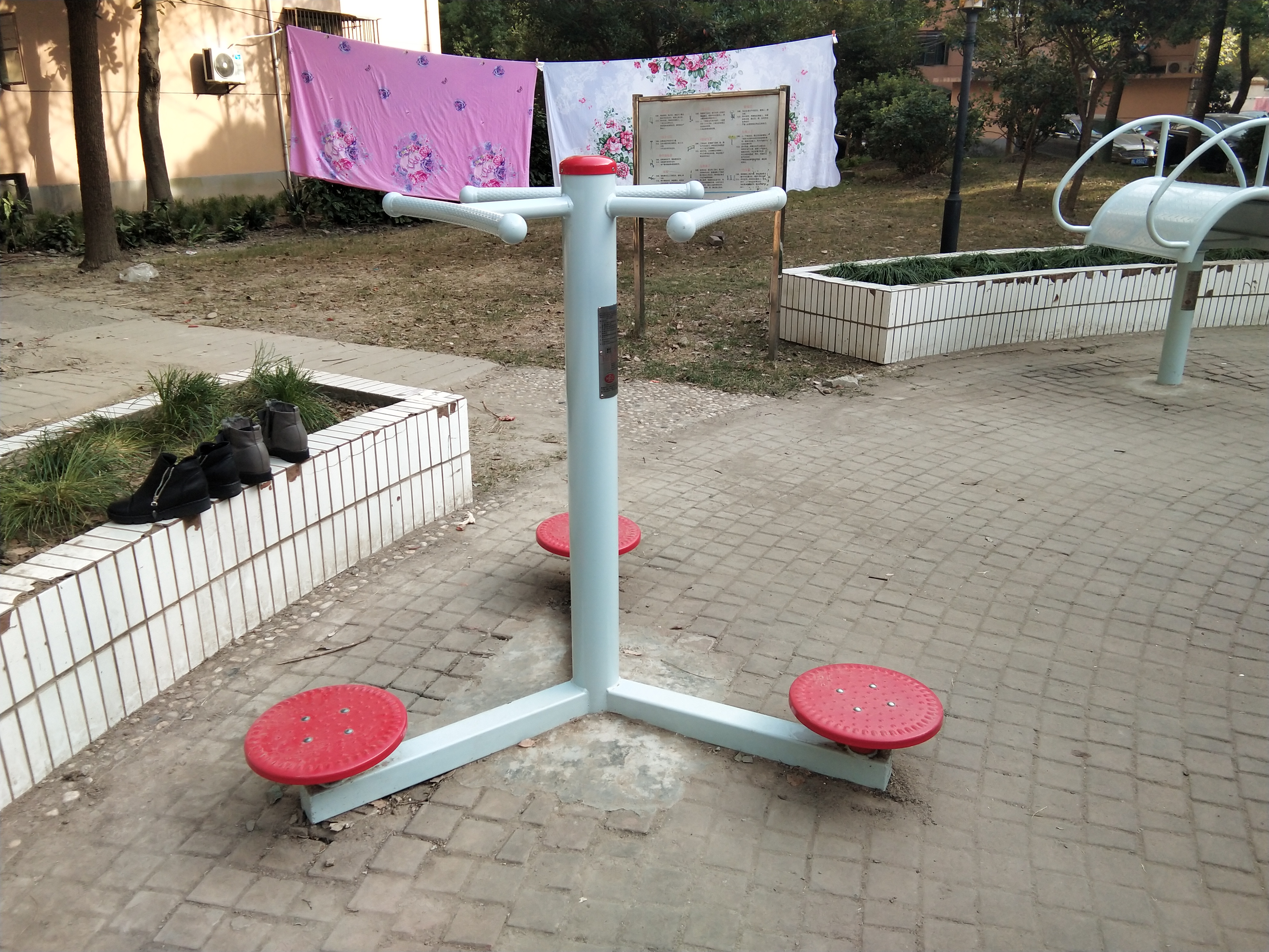 三位扭腰器 三位扭腰器